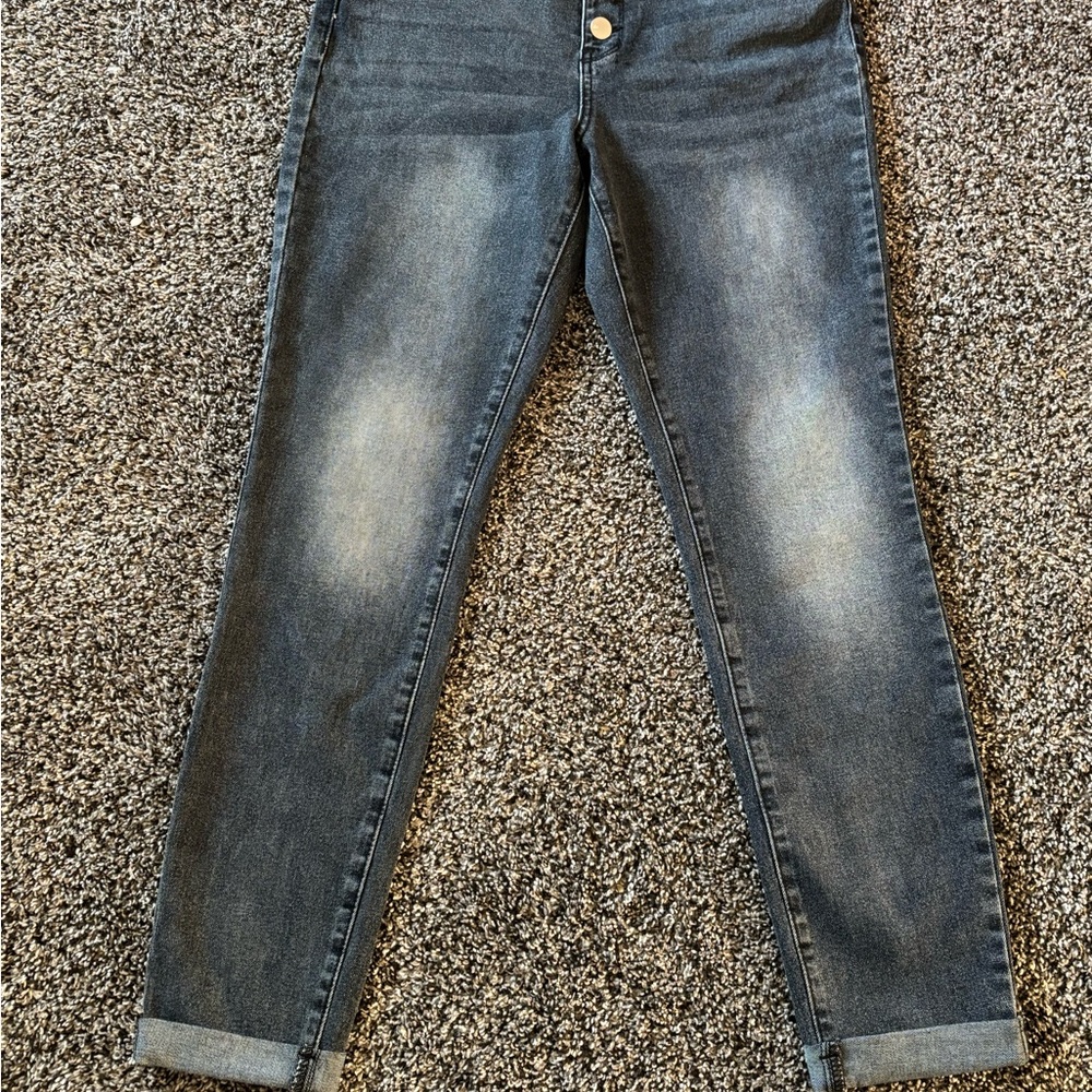 Stylish Dark Wash Jeans